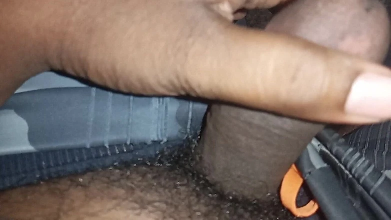 Sweet Indian cock: 我想要用假阳具舔阴和亲吻和吮吸