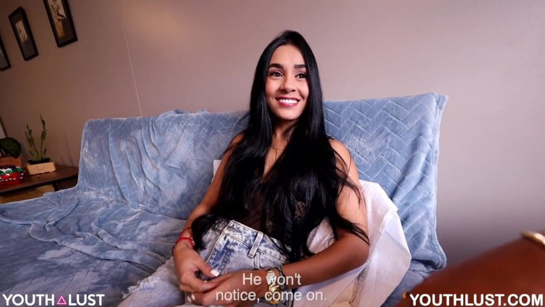 Youth Lust: Aaliyah scopa a casa
