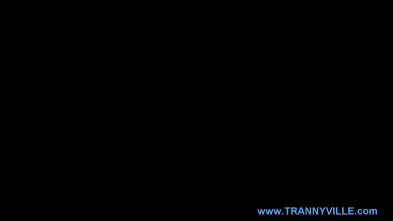 Trannyville: Seksowna i drobna TS Asian ladyboy duże cycki shemale pornstar...