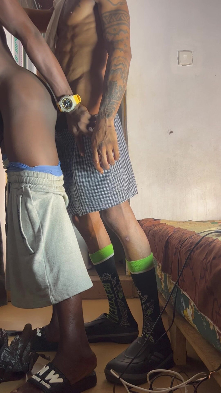 Dickofpolicy: Meu Cunhado E Pau Suculento