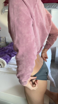 ¿Falta mi linda cara coreana-irlandesa? Vea el video completo, cuando sumisa a mi club (¡obtén un mes de prima, si estás sumiso antes del 9 de nov!)