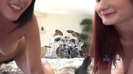 ATK Fans (Girlfriends): Virtual handjob/blowjob/footjob with Dixie Comet and Violet Monroe