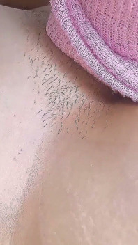 Leccare La Figa Della Mia Bellissima Vicina; Lei Adora Il Mio Grosso Cazzo. Lei Tradisce Suo Marito.