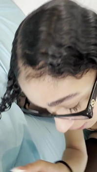 Sugar Baby Lina Love yang berusia 19 tahun menggembirakan ayah tiri gulanya