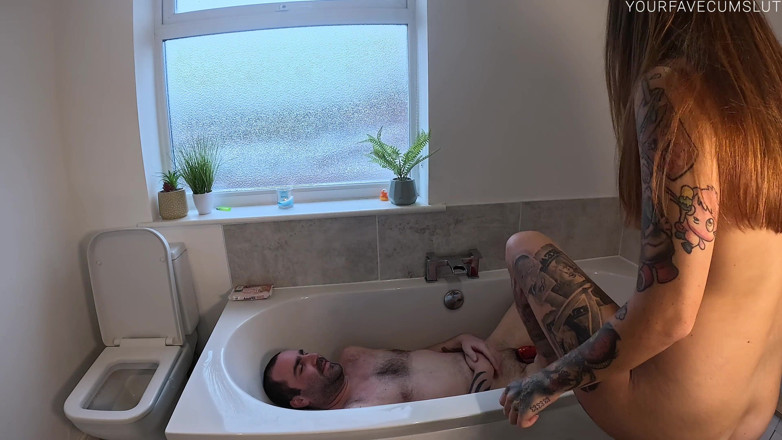 Yourfavecumslut: Toalett sub