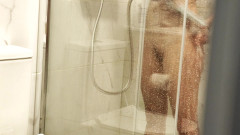 Glenn studios: Přistižen při masturbaci ve sprše