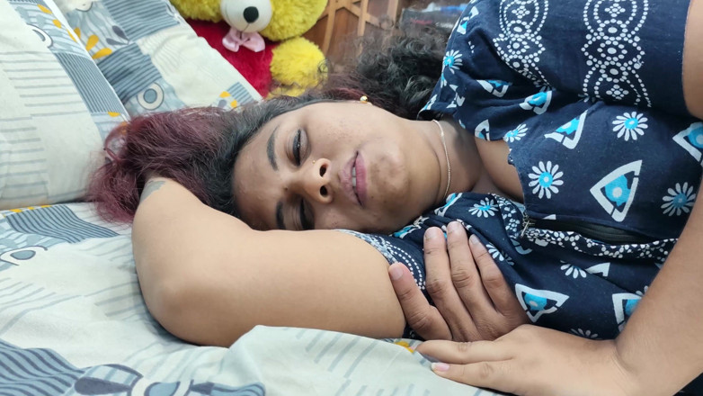 Vaigavarun45: Léchage de cul avec frottement de chatte