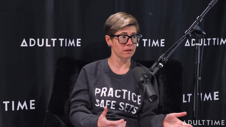 Adult Time Podcast: Lulu Chu &amp; Octavia Red Good Literotica, Gooning &amp; Escaping Camp Conversion |...