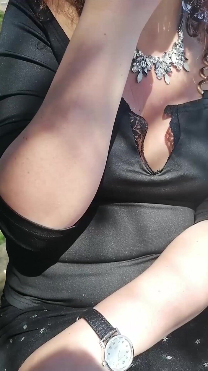 Mike Vonberg: Sürtüğü riskli bir yerde amını ve göğüslerini göstermesi için ikna...