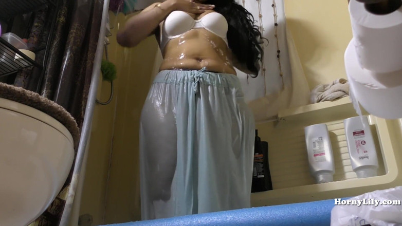 Sexy Lily: South Indian Maid Cleaning and Showering