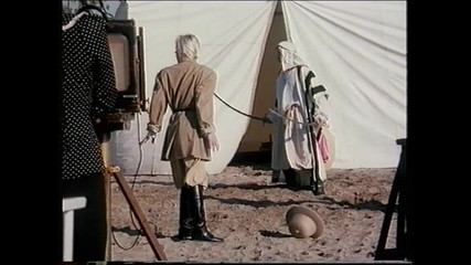 Vintage megastore: Güzel genç kızların ve büyük memeli orta yaşlı seksi kadınların...