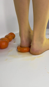 I Crush Tangerines in Nylon Stockings