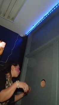 Gloryhole Suck and Fuck
