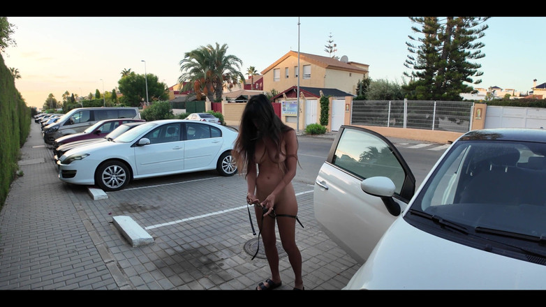 DaringKiara: 我刚刚脱光衣服