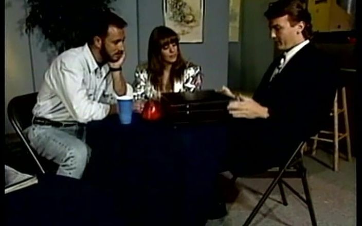 GERMAN PORN CLASSICS: Coño de oro - parte 2 - video de herzog
