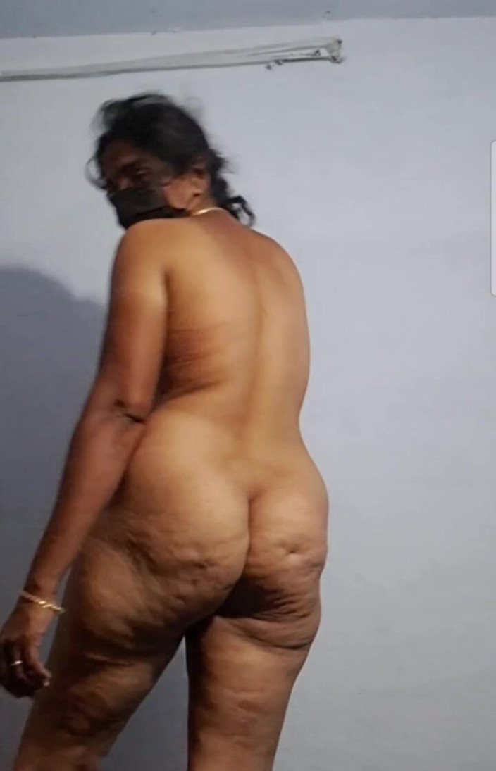Jayaselvi: Nahý videohovor tamilské tetičky - část -3 (se zvukem)