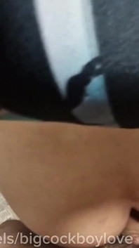 Sperma caldo gloryhole sconosciuto scopata un atleta nel culo, fontana di sperma in bagno