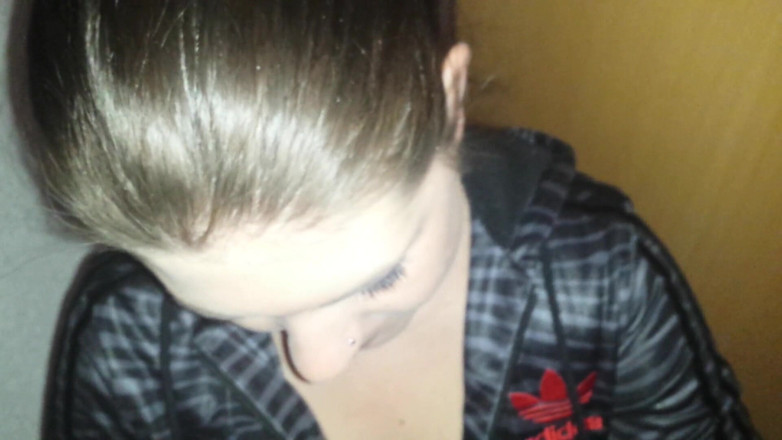 Caralia Deluxe: Hot brunette is ready for a steamy blowjob
