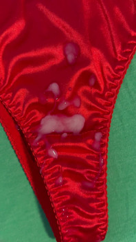 Sperma på fruens trosor 15