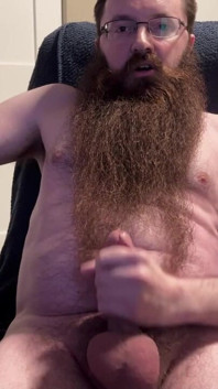 Vousaté kočičky velký výstřik