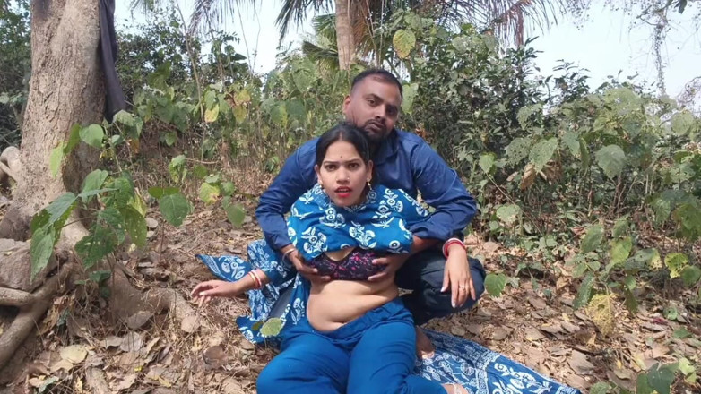 Sona bhabhi: Indian Village Sex Video, Indian Girl Big Boob Press by...