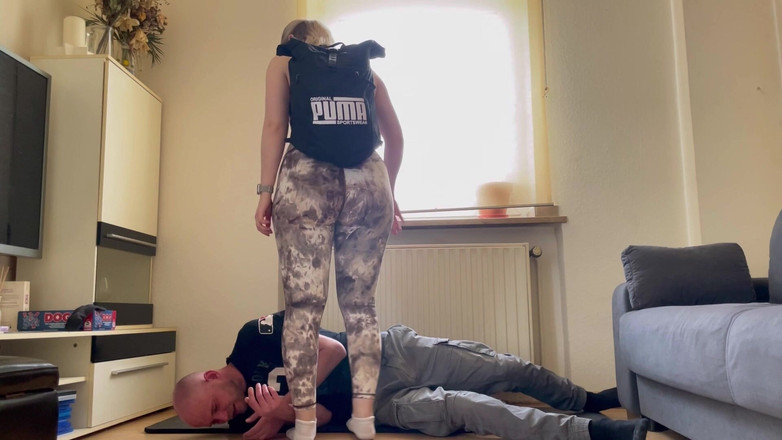 Lizzy Crush: Trampling Challenge 100kg - Bahkan lebih berat, bahkan lebih tanpa ampun