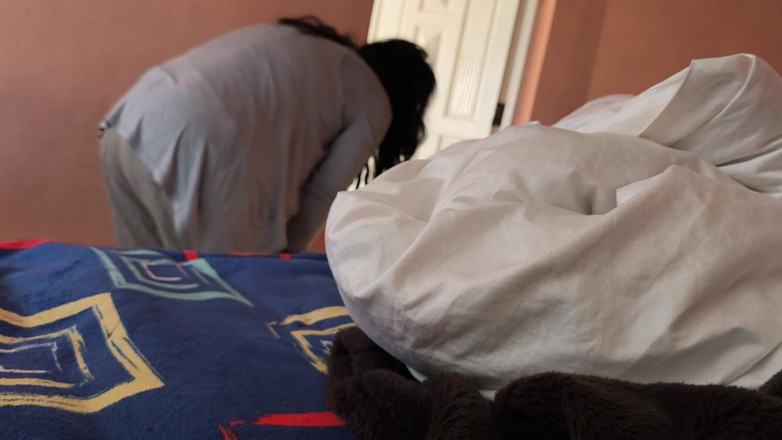 Moo DBOXXX: Knullar grannens kristna fru, han vill inte gå till kyrkan...