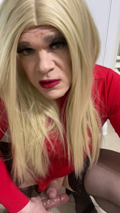 Horny Crossdresser Squirts on a Dildo Hands Free Then Sucks It Talks Dirty to the Camera thumbnail