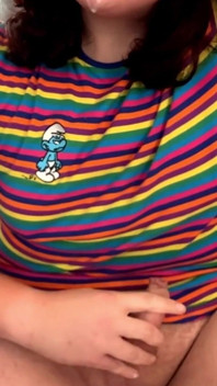 一人でオナニーを楽しむかわいいラテン系ニューハーフ