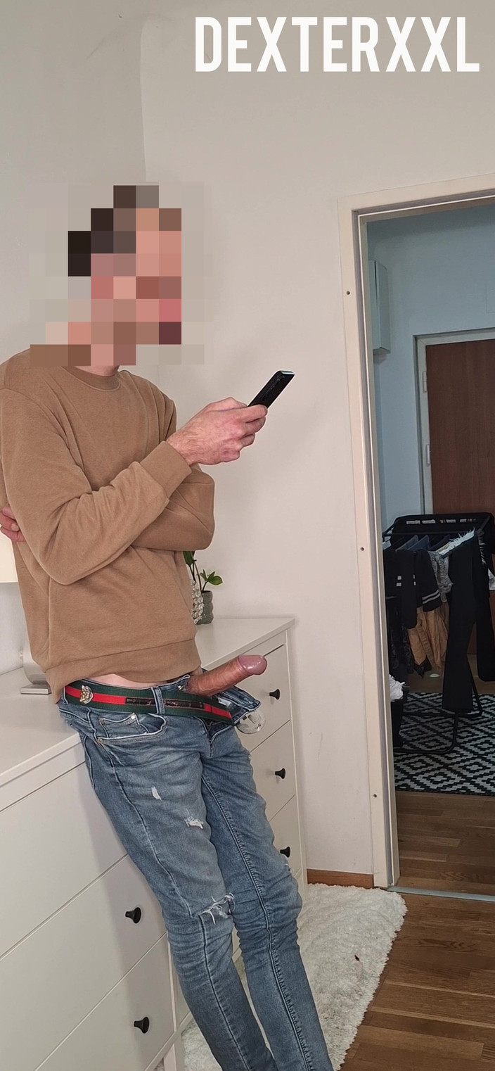 Dexterxxlfun: Un ragazzo magro sexy con un grande cazzo. Fatti sedurre...