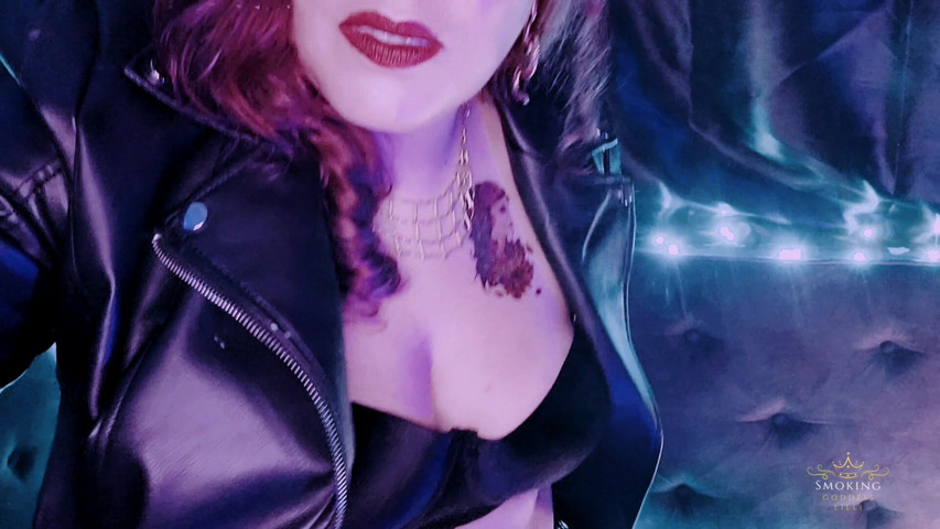 Smoking Wearing a Leather Jacket (Smoking Goddess Lilli)