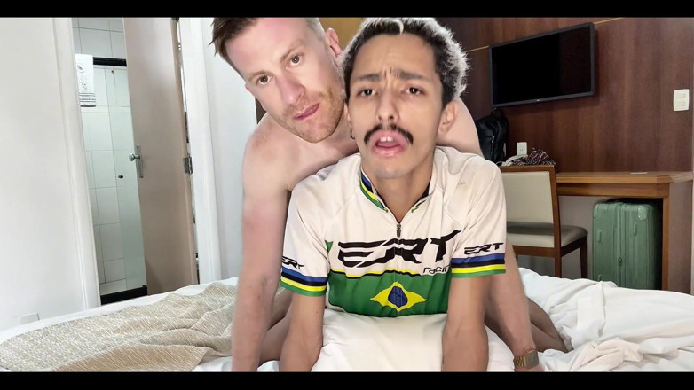 The Vicious Gabe: Surowa zabawa z seksownym francuskim turystą odwiedzającym Rio