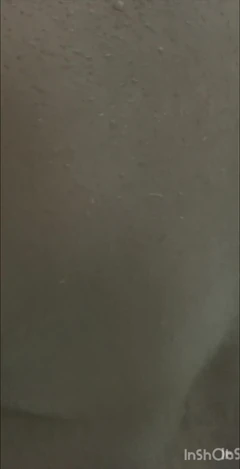 在出去操屁股之前洗澡