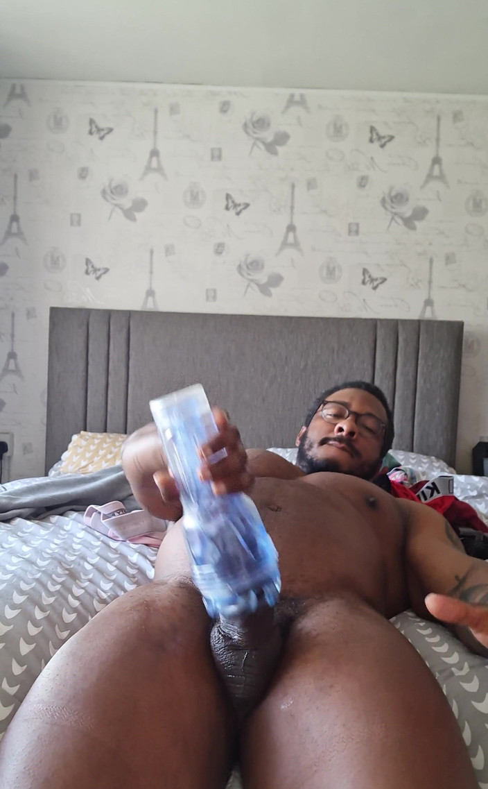 Amadeus: 좋은 일 오늘 아침....