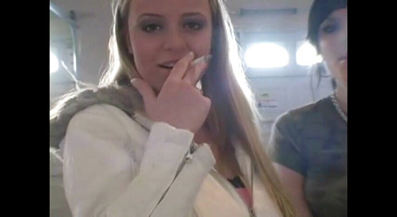 Femdom Austria: Slutty teens smoking a cigarettes in close up video
