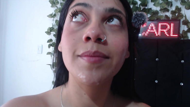 Sweetscarlett: Komşum beni zengin bir yüze boşalma yapıyor
