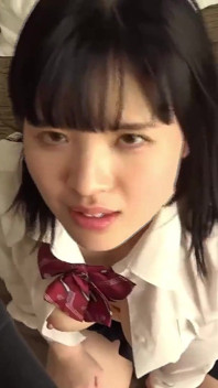 그녀의 파트 타임 직장에서 대물 자지로 대학생에게 질싸 당하는 가장 좋아하는 겸둥이 거유 여친!