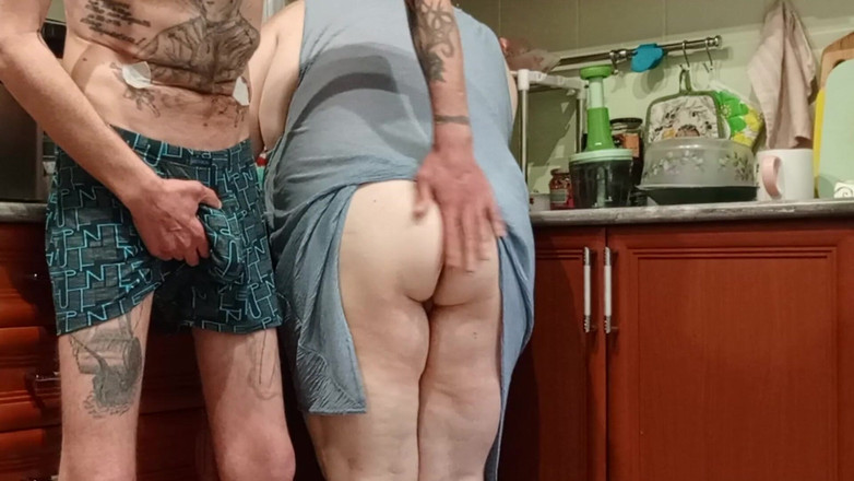 Zona901: Lanie sąsiada w dupie jebana w ustach, cipki i spermy...