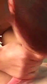 sundar aautdor chamak kaugarl debauchery ke anhing staron men apne vansh ka svagat karna pasand karti hai