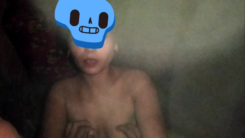 hotsimran70: Dorps-Bhabhi grote borsten neuken de hele nacht hard