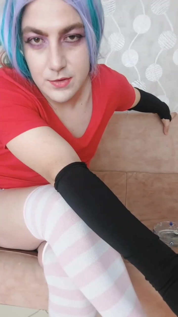 Kitty_Cross: Make up Artist Sissy Pretty Model