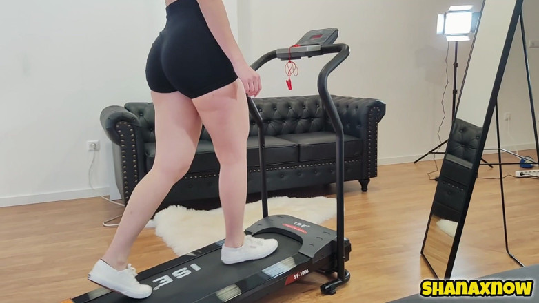 Shanaxnow: Ganzkörper geht auf meinem neuen laufband fitnessstudio outfit fitness Sfw