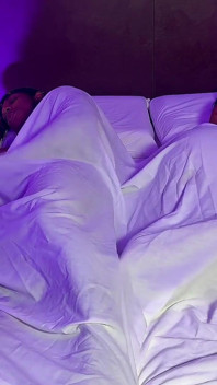 浮気ビッチ!彼女は夫とセックスし、次に義理の弟とセックスしました