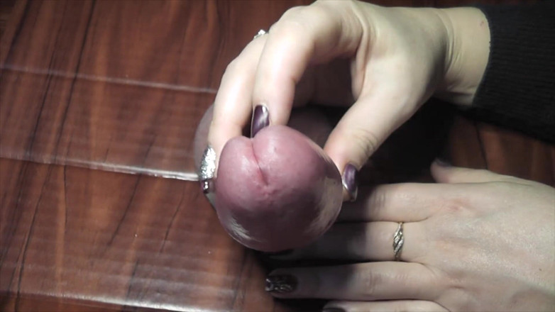 Amateur_fetish: Melancap lubang kencing dan foreskin dengan pancutan mani berganda tanpa...