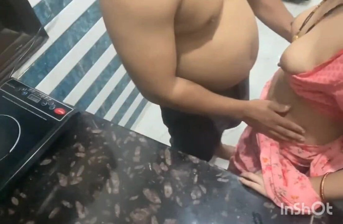 Asmita and sohom: Hermanastra Folla Hermanastro