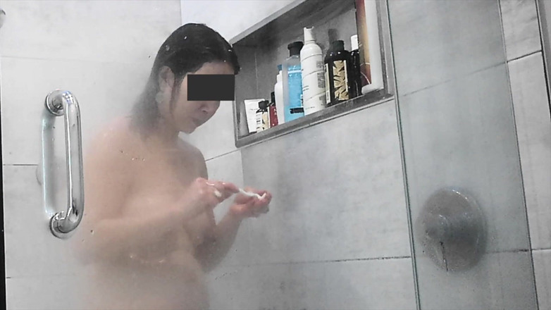 Erin and Andy: Epici capezzoli lunghi asiatici maturi - pov real pipì Moment + doccia...