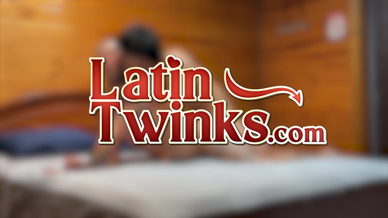 Latin Twinks: Carlitoxxx dapat ibadah badan penuh dari Pantera Chill sebelum mengambil...