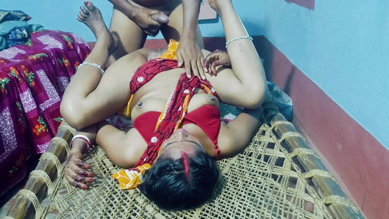 Somausha: देसी घर की पत्नी की उसके सौतेले पिता द्वारा तंग चूत चुदाई