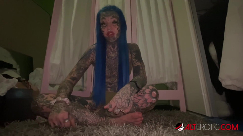 Alt Erotic: Amber luke masturbasi solo dikarantina