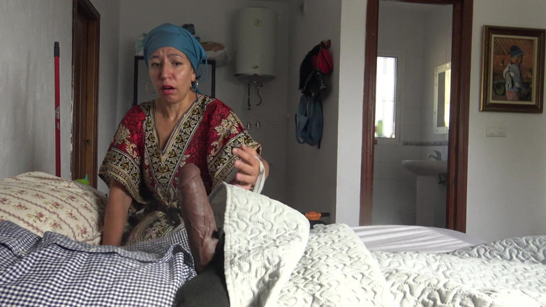 Souzan Halabi: Cleaning Cheats with Black Tourist in Hotel in Istanbul